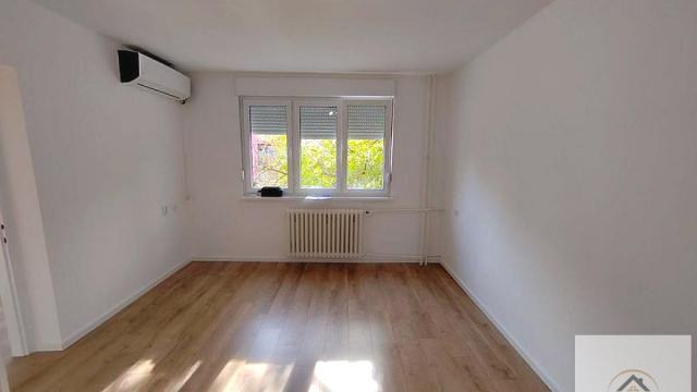 Stan, Dvosoban, Prodaja, 43m2, Detelinara, Novi Sad, Novi Sad