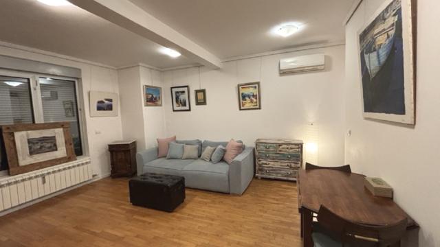 Stan, Dvosoban, Izdavanje, 50m2, Matavuljeva
