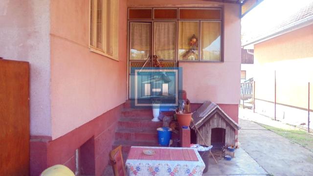 Kuća, Dvoiposoban, Prodaja, 95m2, Centar, Gradska lokacija, Ćuprija