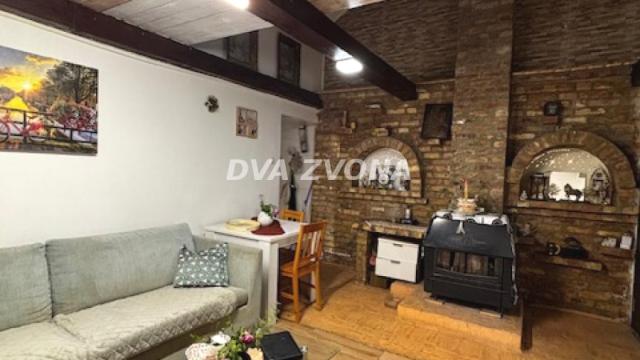 Kuća, četvorosoban, Prodaja, 37m2, Čortanovci, Okolno mesto, Indjija