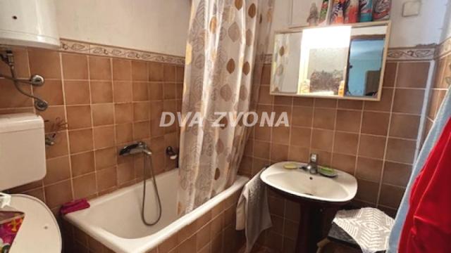 Kuća, četvorosoban, Prodaja, 74m2, Čortanovci, Okolno mesto, Indjija