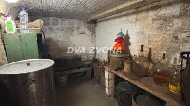 Kuća, četvorosoban, Prodaja, 74m2, Čortanovci, Okolno mesto, Indjija