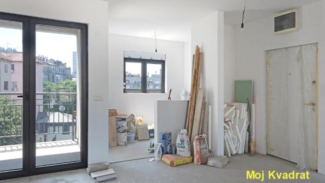 Stan, Petosoban, Prodaja, 170m2, Centar, Savski venac, Risanska