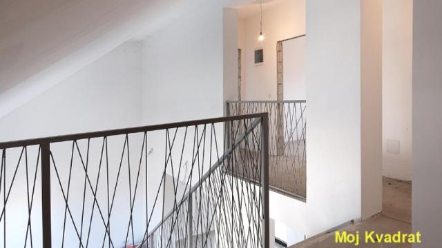Stan, Petosoban, Prodaja, 170m2, Centar, Savski venac, Risanska