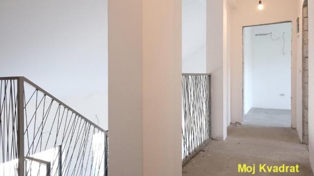 Stan, Petosoban, Prodaja, 170m2, Centar, Savski venac, Risanska