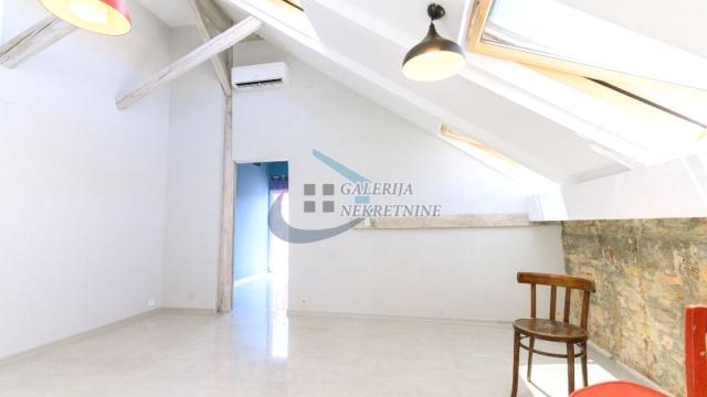 Stan, Jednoiposoban, Prodaja, 44m2, Skadarlija, Stari grad, Cetinjska