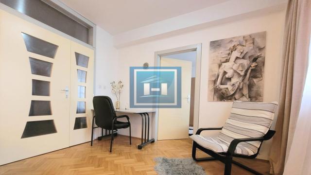 Stan, Izdavanje, 95m2, Centar, Gradska lokacija, Ćuprija