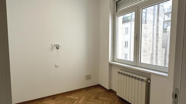 Stan, Trosoban, Izdavanje, 91m2, Studentski trg, Stari grad, Kralja Petra