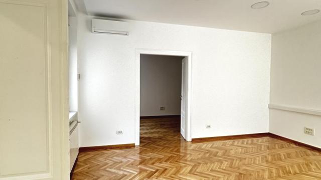 Stan, Trosoban, Izdavanje, 91m2, Studentski trg, Stari grad, Kralja Petra