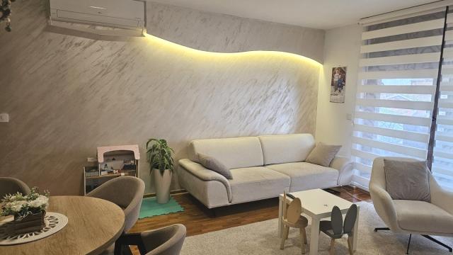 Stan, četvorosoban, Prodaja, 75m2, Rade Končara