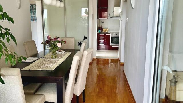 Stan, Trosoban, Prodaja, 90m2, Dunavski kej