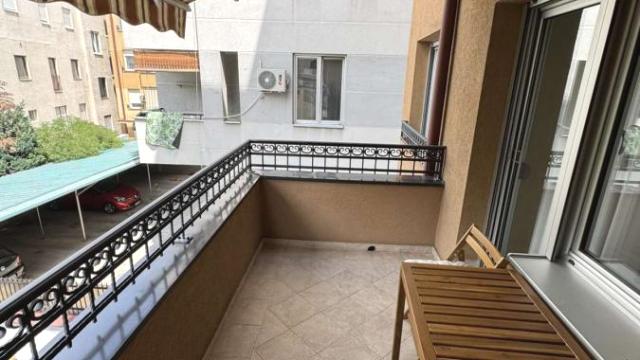 Stan, Troiposoban, Izdavanje, 95m2, Crveni krst, Vračar, Branka Krsmanovića
