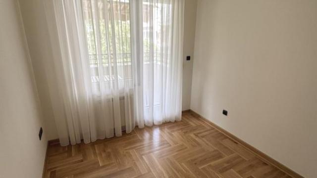 Stan, Troiposoban, Izdavanje, 95m2, Crveni krst, Vračar, Branka Krsmanovića