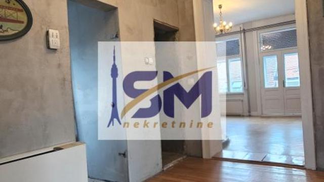 Kuća, Prodaja, 435m2, Centar, Zemun, Bežanijska
