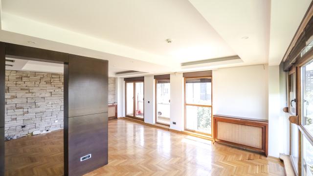 Stan, Petosoban i veći, Izdavanje, 174m2, Španskih boraca