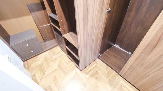 Stan, Petosoban i veći, Izdavanje, 174m2, Španskih boraca