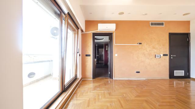 Stan, Petosoban i veći, Izdavanje, 174m2, Španskih boraca