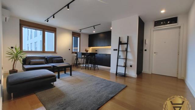 Stan, Trosoban, Izdavanje, 70m2, Južni bulevar, Vračar, Braće Radovanović