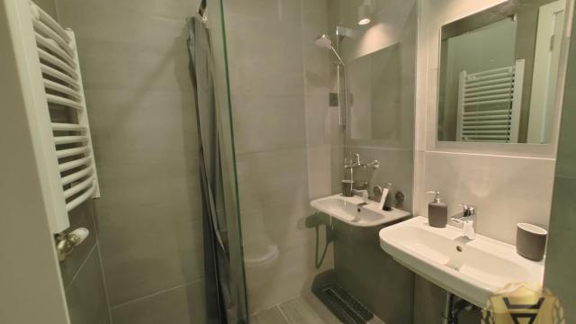 Stan, Trosoban, Izdavanje, 70m2, Južni bulevar, Vračar, Braće Radovanović