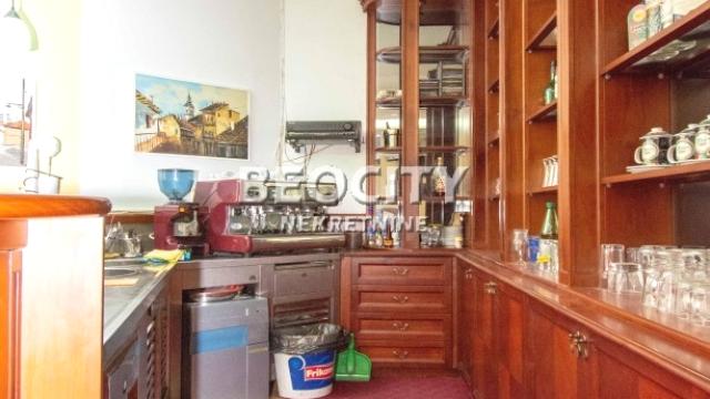 Poslovni prostor, Jednosoban, Prodaja, 77m2, YUBC, Novi Beograd, Bulevar Mihajla Pupina