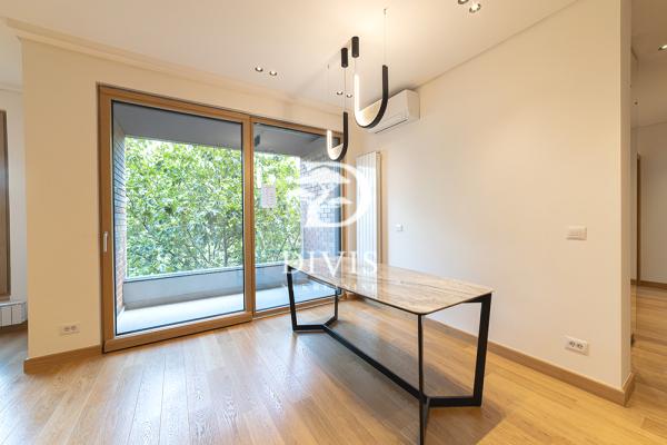 izdavanje, stanova,
beograd, 879318, trosoban-bulevar-kralja-aleksandra