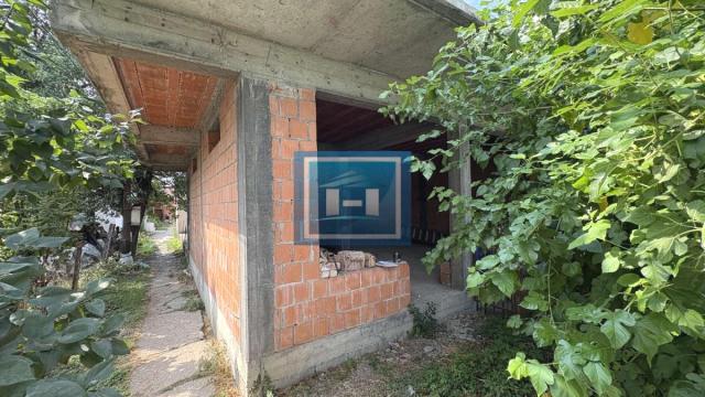 Kuća, Garsonjera, Prodaja, 56m2, Centar, Gradska lokacija, Jagodina
