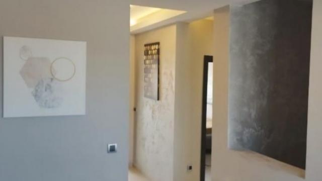 Stan, četvorosoban, Prodaja, 79m2, Centar, Savski venac, Risanska