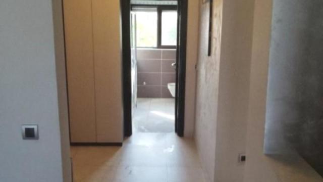 Stan, četvorosoban, Prodaja, 79m2, Centar, Savski venac, Risanska