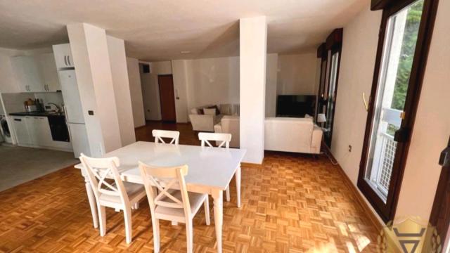 Stan, četvorosoban, Izdavanje, 95m2, Senjak, Savski venac, Simićeva