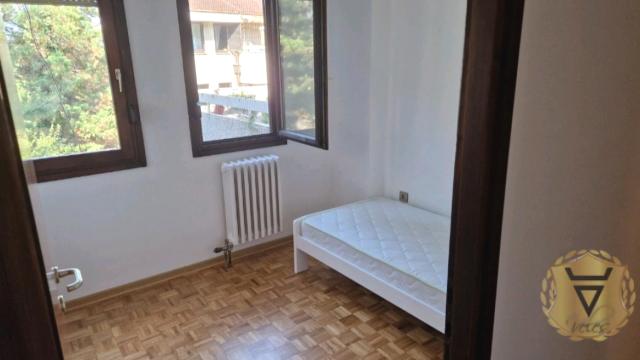 Stan, četvorosoban, Izdavanje, 95m2, Senjak, Savski venac, Simićeva