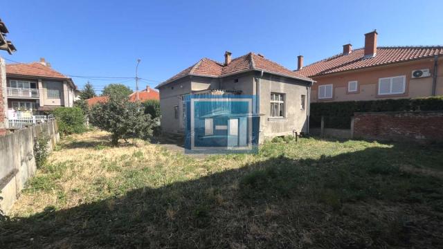 Kuća, Trosoban, Prodaja, 72m2, Aqua park, Gradska lokacija, Jagodina