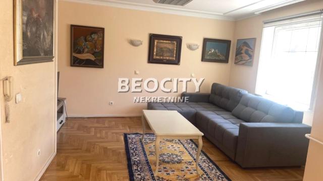 Stan, četvorosoban, Izdavanje, 130m2, Hram svetog Save, Vračar, Sokolska