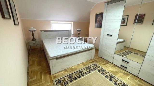 Stan, četvorosoban, Izdavanje, 130m2, Hram svetog Save, Vračar, Sokolska