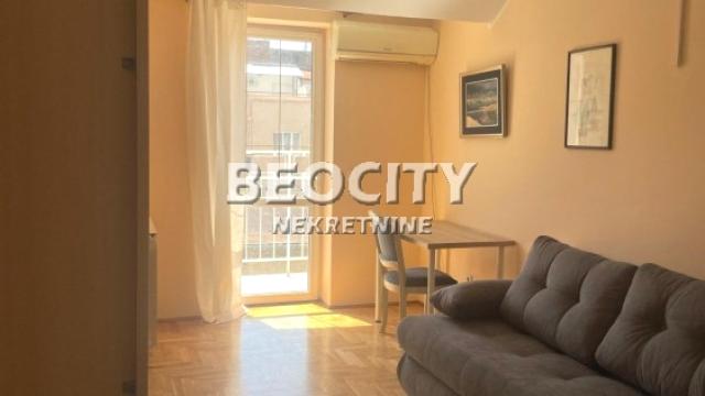 Stan, četvorosoban, Izdavanje, 130m2, Hram svetog Save, Vračar, Sokolska
