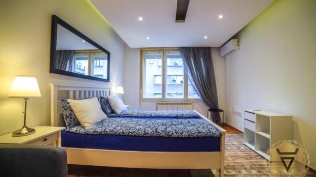 Stan, Trosoban, Izdavanje, 73m2, Dorćol, Stari grad, Kapetan Mišina
