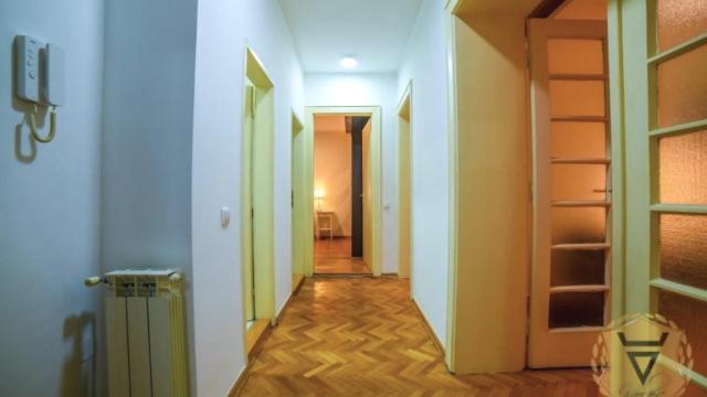 Stan, Trosoban, Izdavanje, 73m2, Dorćol, Stari grad, Kapetan Mišina