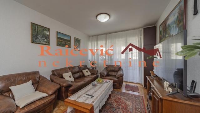 Stan, Dvoiposoban, Prodaja, 78m2, Blok 62, Novi Beograd, Dusana Vukasovica