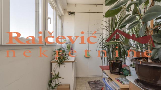 Stan, Dvoiposoban, Prodaja, 78m2, Blok 62, Novi Beograd, Dusana Vukasovica