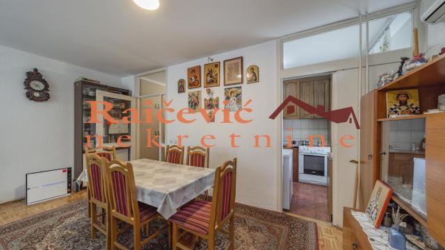 Stan, Dvoiposoban, Prodaja, 78m2, Blok 62, Novi Beograd, Dusana Vukasovica