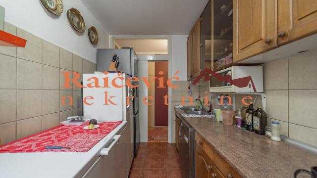 Stan, Dvoiposoban, Prodaja, 78m2, Blok 62, Novi Beograd, Dusana Vukasovica