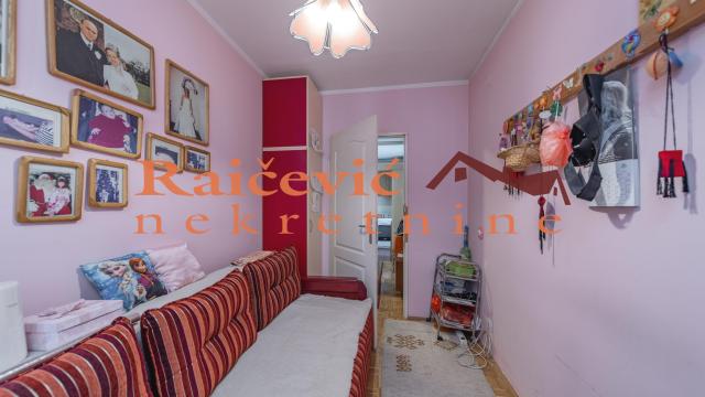 Stan, Dvoiposoban, Prodaja, 78m2, Blok 62, Novi Beograd, Dusana Vukasovica