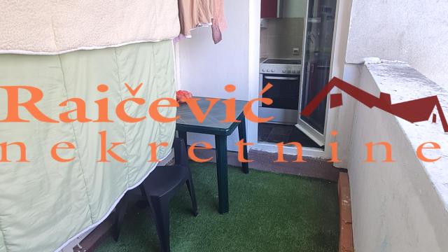 Stan, Trosoban, Izdavanje, 84m2, Vidikovac, Rakovica, Vidikovacki venac