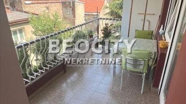 Stan, Trosoban, Prodaja, 72m2, Dorćol, Stari grad, Visokog Stevana