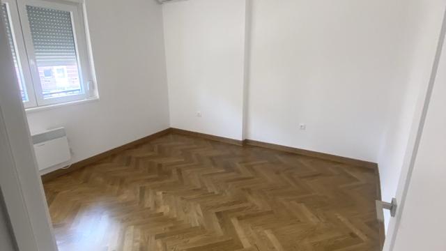 Stan, Trosoban, Prodaja, 78m2, Južni bulevar