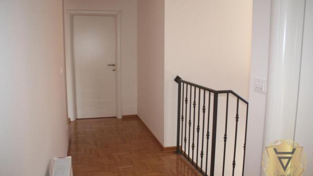 Kuća, Petosoban, Izdavanje, 120m2, Ledine, Novi Beograd, Odžačarska