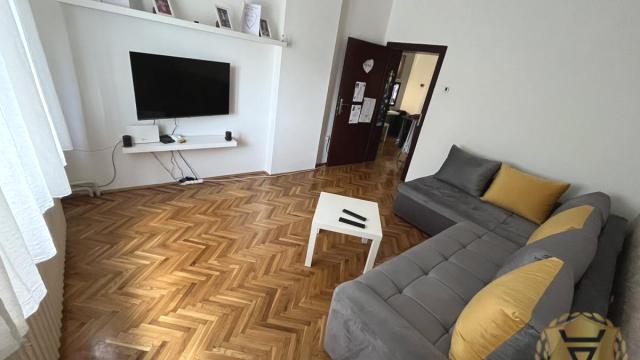Kuća, Dvosoban, Izdavanje, 70m2, Učiteljsko naselje, Zvezdara, Vojislava Ilića