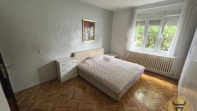 Kuća, Dvosoban, Izdavanje, 70m2, Učiteljsko naselje, Zvezdara, Vojislava Ilića