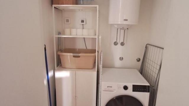 Stan, Dvosoban, Izdavanje, 53m2, Beograd na vodi, Savski venac, Luke Ćelovića Trebinjca