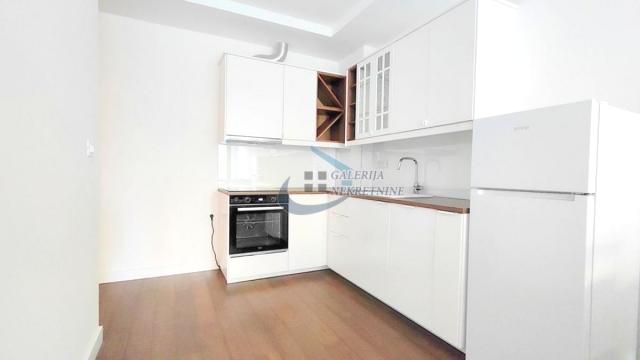 Stan, Dvosoban, Izdavanje, 44m2, Kalenić pijaca, Vračar, Loznička