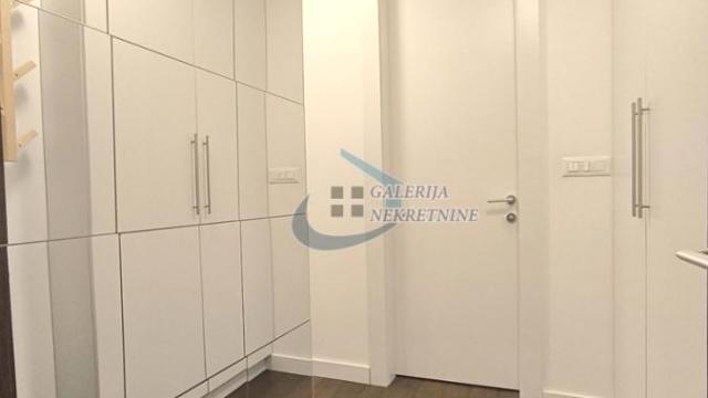 Stan, Dvosoban, Izdavanje, 44m2, Kalenić pijaca, Vračar, Loznička